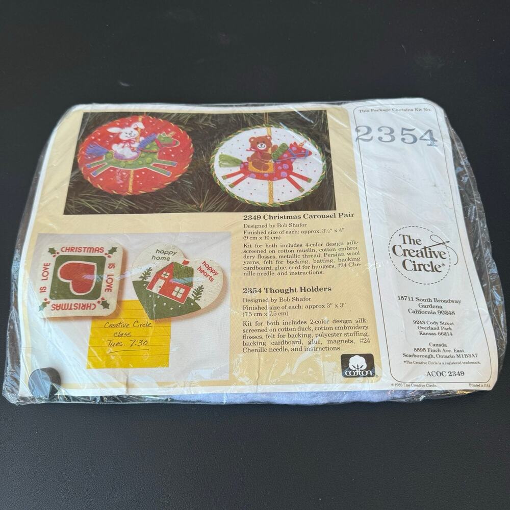 The Creative Circle 2354 Christmas Embroidery Kit Ornaments Fridge Magnets 1989